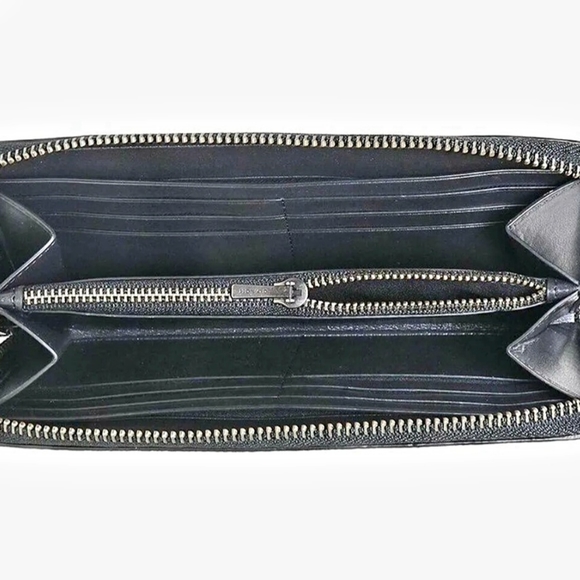 Coach Accordion Wallet In Signature Canvas - Picture 4 of 5